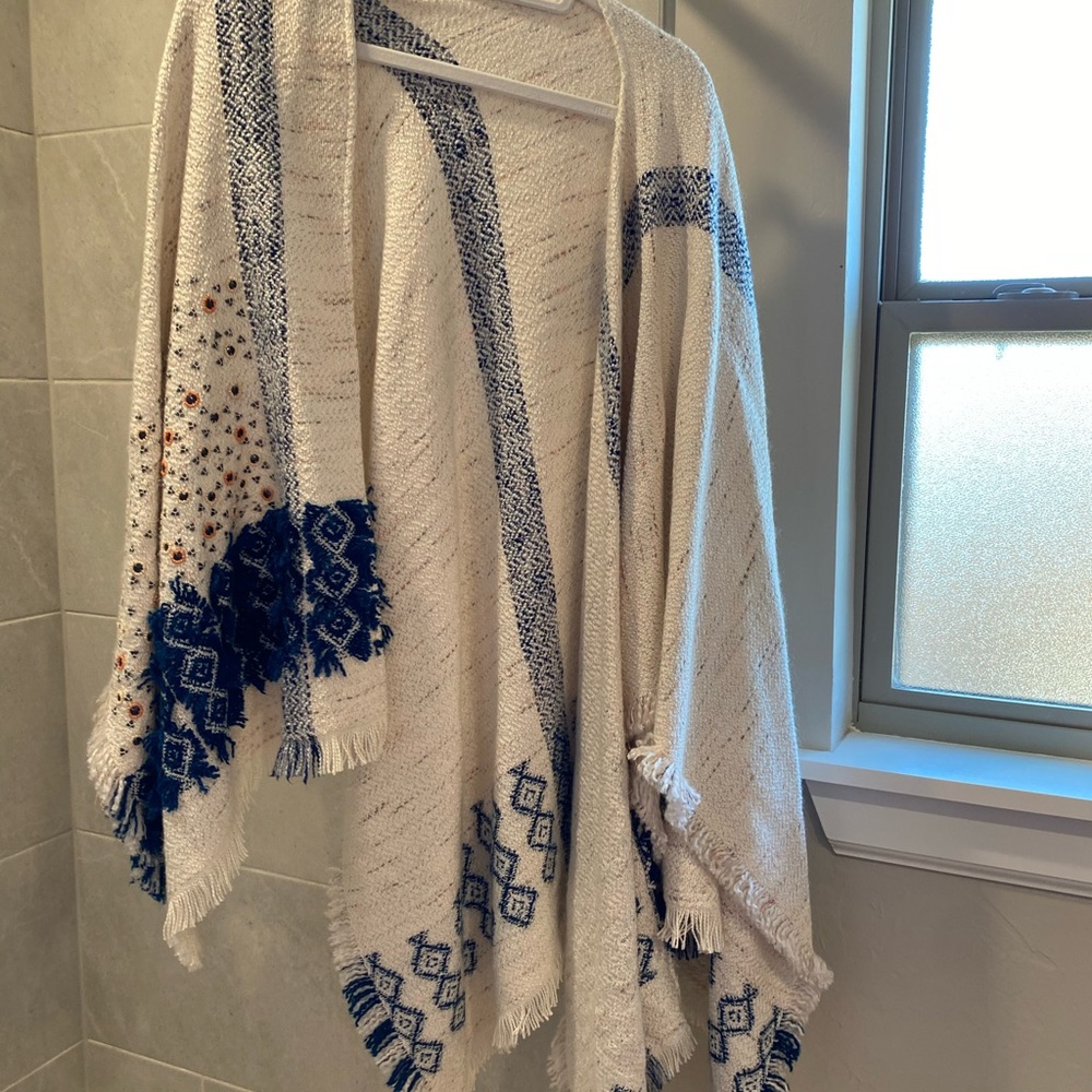 Anthropologie poncho/cardigan type